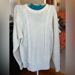 COLLEGE POINT Classic White Cable Knit Sweater